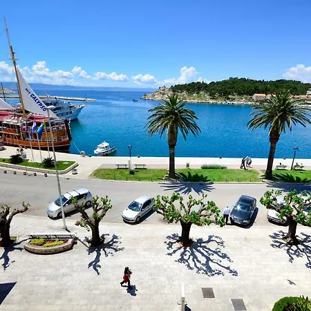 Mare Apartment *