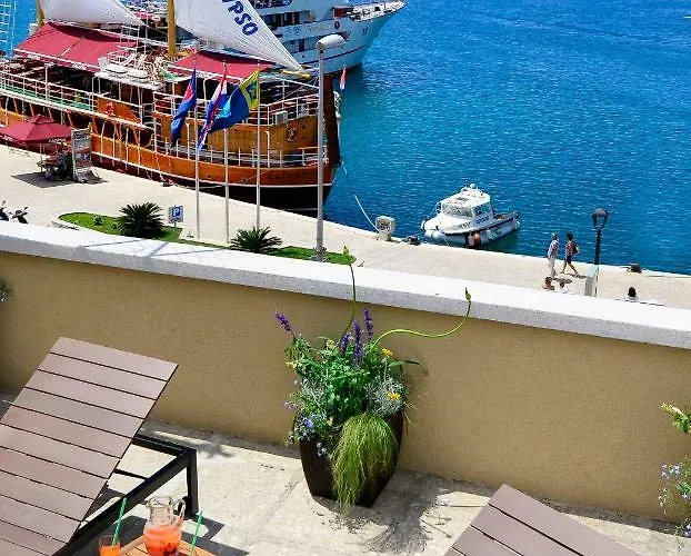 Апартаменти Mare Макарська